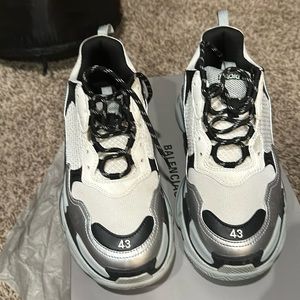 Balenciaga shoes white black and grey size 10.5